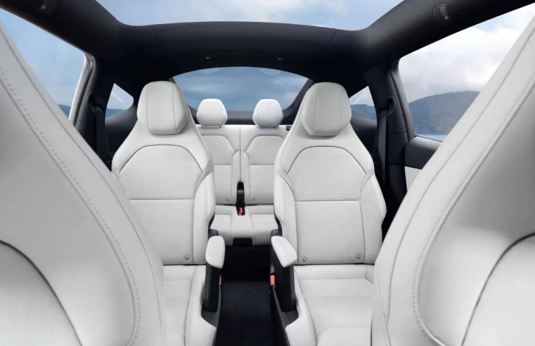 特斯拉入局大六座!Model Y L能有多少機(jī)會?